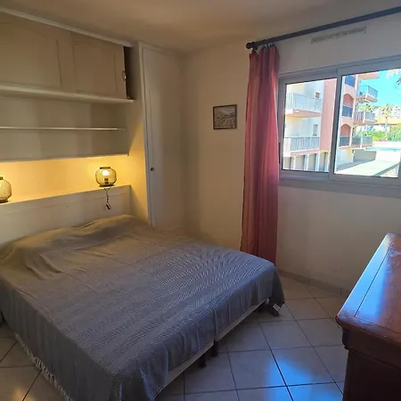 2 Pieces Avec Terrasse A - Fr-1-780-86 * Sainte-Maxime