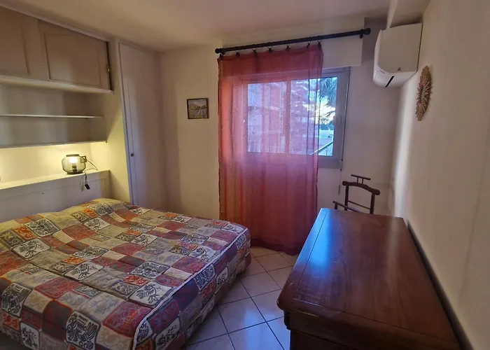 2 Pieces Avec Terrasse A - Fr-1-780-86