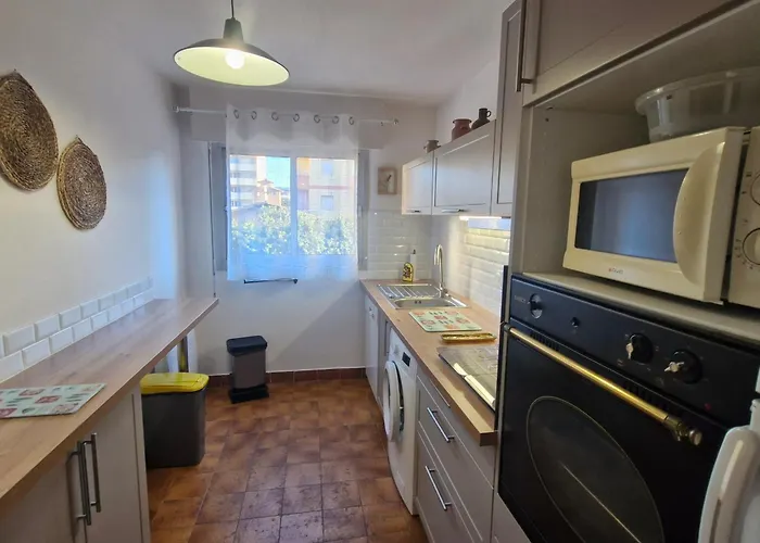 2 Pieces Avec Terrasse A - Fr-1-780-86 Sainte-Maxime